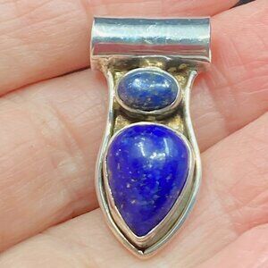 Distinctive lapis lazuli & sterling silver pendant